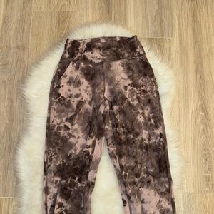 Tie dye lulu lemon joggers
